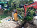 ดำเนินการซ่อมท่อเมนในพื้นที่เขตเทศบาลตำบลท่าปลา
