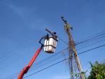 เสริมหลอดled สะพานผัง35 และซ่อมไฟหน้าบ้านนาย สังข์ คำอ้ายล้า