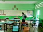 พ่นยุงโรงเรียน