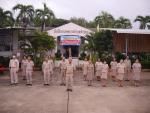 ยืนตรงเคารพธงชาติ